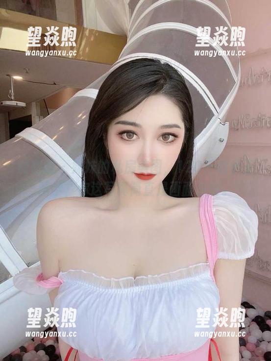 微密圈 - 妹妹的私房美图，120斤的小王同学，你这写真简直是画面杀啊。