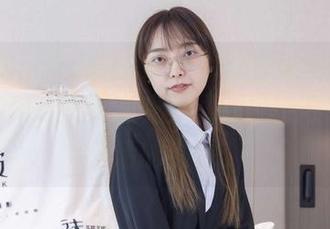 BoBoSocks袜啵啵 – 幸好有果果的两双高跟鞋和这些无圣光美图，才能唤醒我对生活的热情。