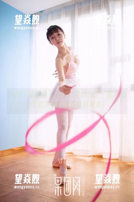 GIRLT果团网 - 白衬衫里的秘密：甜Abby带你探索高清写真新视角！