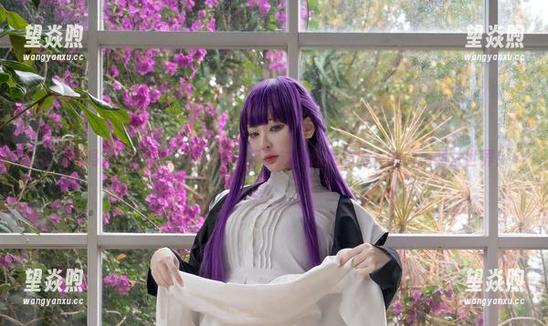 看见我吗？Machi马吉带你一起穿越到知更鸟内衣的cos照片世界！