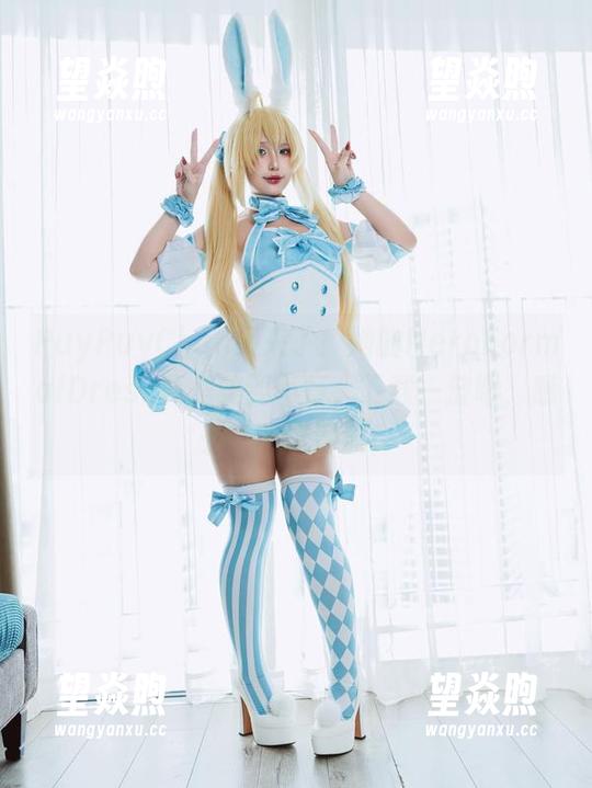 PuyPuyChan又来了！她的NeroFormalDress真是美到不行，下载一波吧，感受一下这潮流！