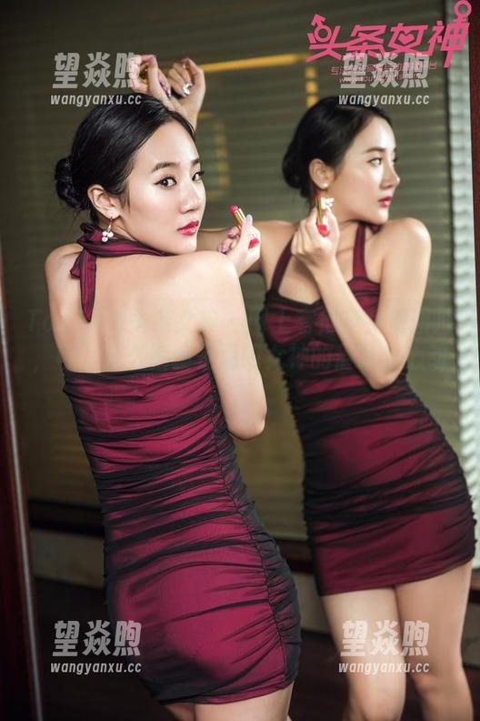 TouTiao头条女神 - 网上有很多免费图片，可为什么偏偏是易阳女神的最让我心动？