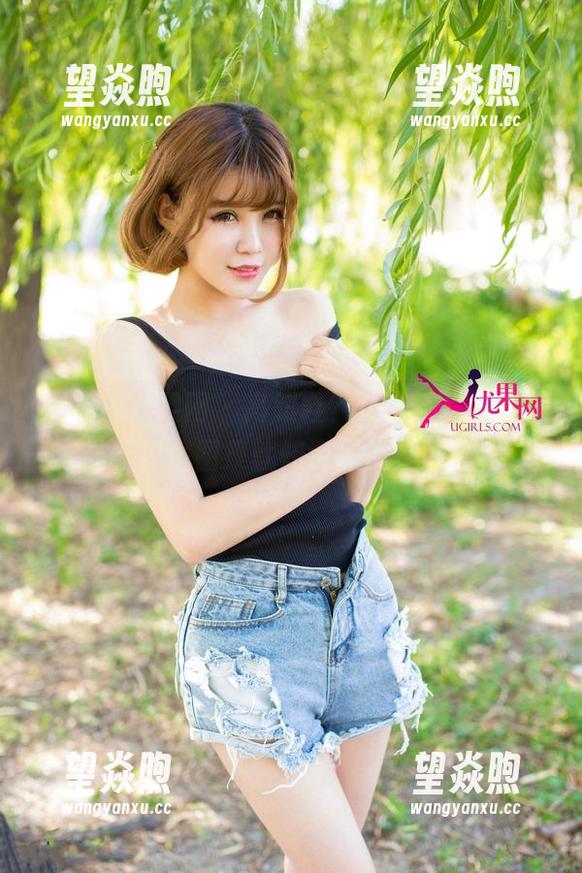 UGirls尤果网 - 高跟鞋？不，不！看乔依琳最新裸足图集就知道：光脚更自由！