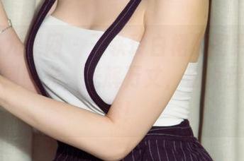 UGirls尤果网 – 王轶玲白裙原图更新：当裙子遇到阳光，光辉万丈，别说我没提醒你！