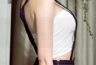 UGirls尤果网 – 更新中的苏糯米美足写真集，流淌着难以言喻的感觉