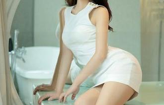UGirls尤果网 – 和服梦游：谭晓彤的壁纸合集，像是在风中起舞的绸缎！