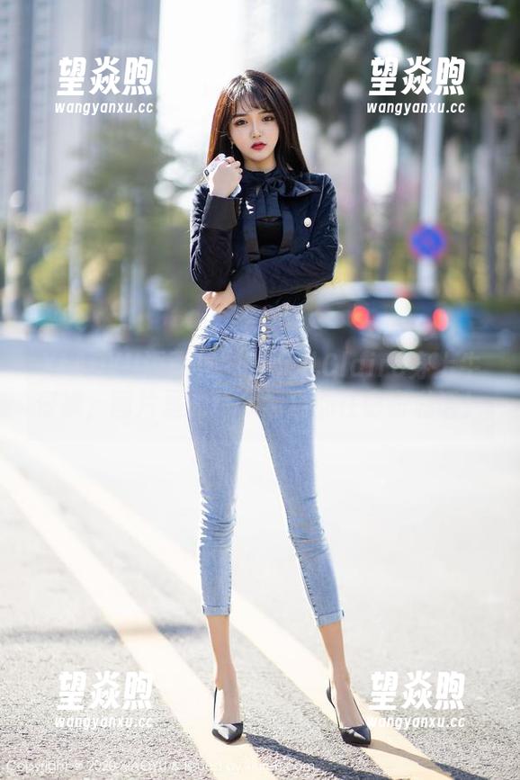 XIAOYU语画界 - 当允儿Claire穿上牛仔裤，图片里的每个像素都在窃窃私语！