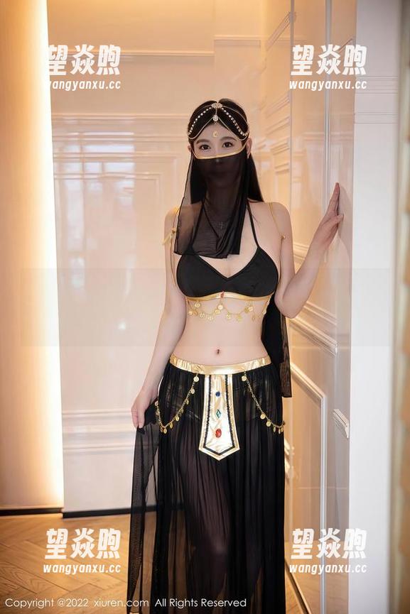 Xiuren秀人网 - 探索海边的徐莉芝Booty：原图作品中的微风与波澜