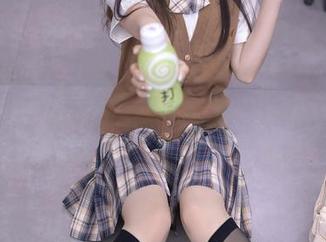 Xiuren秀人网 – 懒洋洋的图集！月野兔美妞的棉袜，感觉就像我是棉花糖！