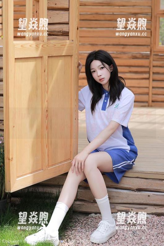 Xiuren秀人网 - 林文文的在线女王写真，图片背后藏着多少故事？