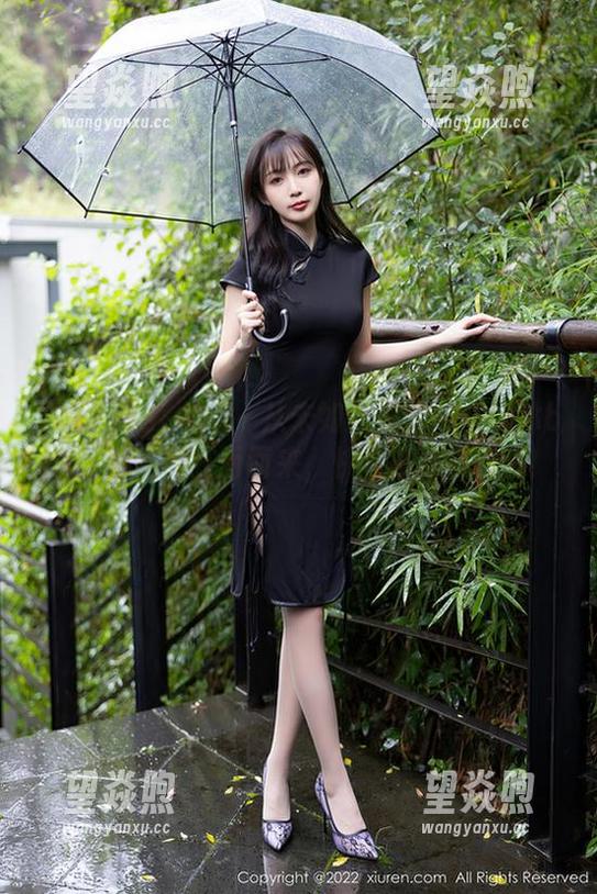 Xiuren秀人网 - 从未如此美丽——沐沐baby的红裙扑面而来，快来拿免费图片！