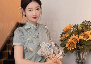 Xiuren秀人网 – 燕甘甘在线美图：皮衣穿搭，风格炸裂惹人爱！