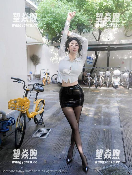 Xiuren秀人网 - 一步到位：谢小葱的自拍全套作品，透漏了什么？