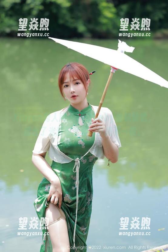 Xiuren秀人网 - 颖仪baby丝袜精选，揉合了光影与气息，真是不一般。