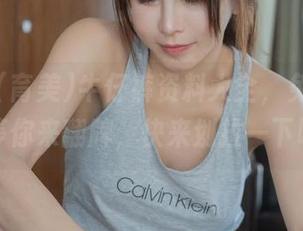 いくみ(育美)牛仔裤资料大全，免费的照片等你来翻牌，快来划拉一下吧！