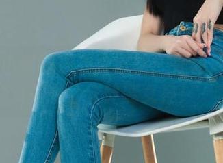丽柜 – 小爽的皮衣大冒险：在线体验如何美图分分钟变女神！