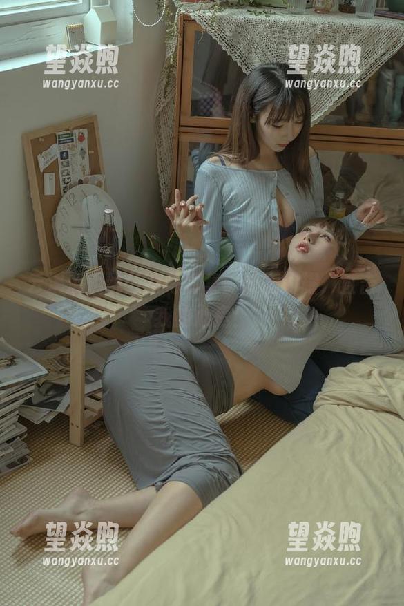 云溪溪奶桃最新写真集：长腿闪耀，直击我的心房！
