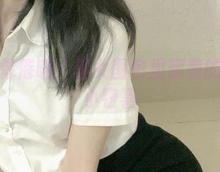 神奇的倦倦喵：巫女图包里藏着的温暖和小窃喜