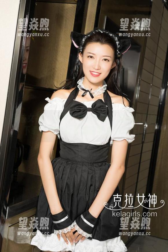 克拉女神 - 丝袜与快乐同在：雅楠的原图下载，快来体验双腿带来的心跳！