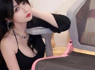 轻松一刻：凉凉子rioko办公室意外合集，绝对是你缺少的幽默资源！