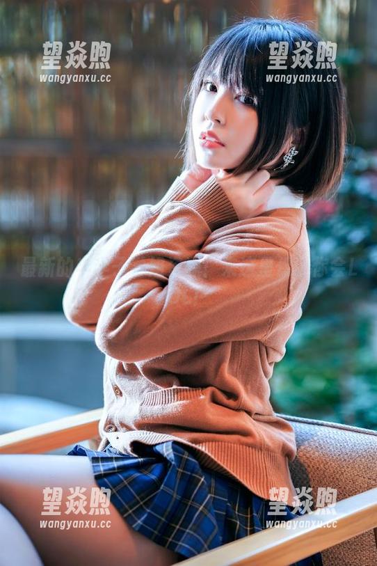 最新的半半子学姐资源！来这里保证你会LOL！