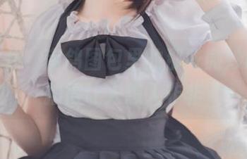 透明女仆，南鸽图包里的那些微妙瞬间，拍得让人想入非非