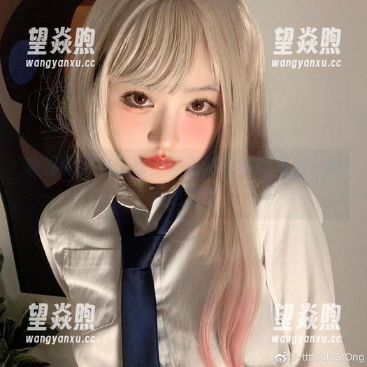 嘎潼的皮衣作品，观看到的其实是另一种叛逆之美
