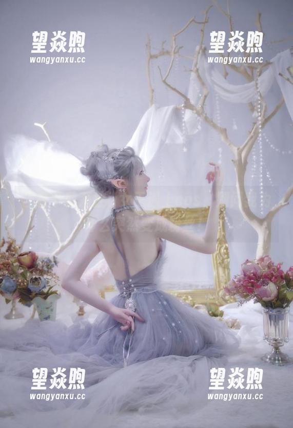 当在下萝莉控ii女王遇上cos，别问我为什么突然变成粉丝！