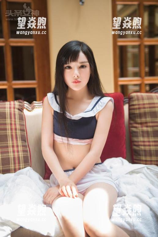 头条女神 - 乔安透明美图更新：来吧，大家一起把眼睛瞪大来欣赏忧郁的透明感！