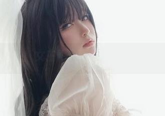 她在户外：女主K写真下载，释放你的视线