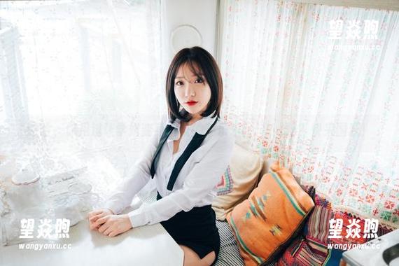 哈哈，你见过让学姐变身壁纸的孙乐乐(손예은)吗？快来围观！