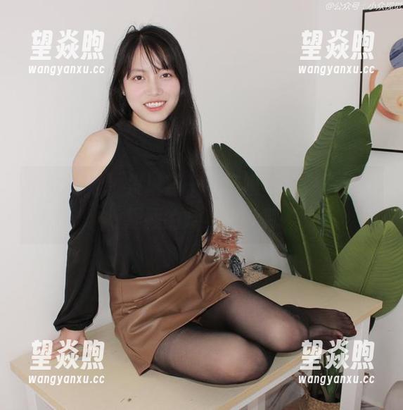 小众视觉 - 发现惠子最新短裙资源，悄悄埋藏的娇羞与风情