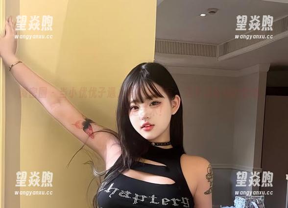 小优优子 微密圈 - 当小优优子遇上写真的教室:这不是普通的壁纸,这是艺术!