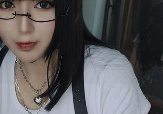 好奇点开，小容仔咕咕咕w的少女图包，让你停不下来！