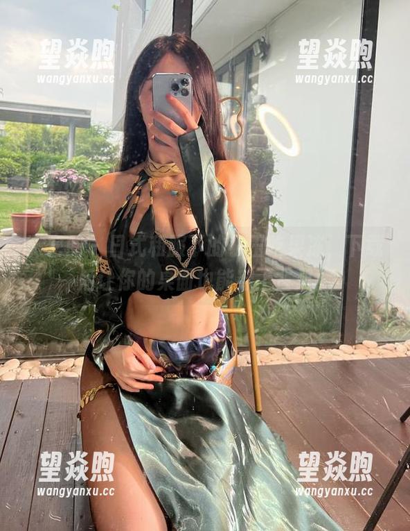 微密圈 - 日式和服下的小玉吃果冻，下载后让你的桌面也能穿上古风！