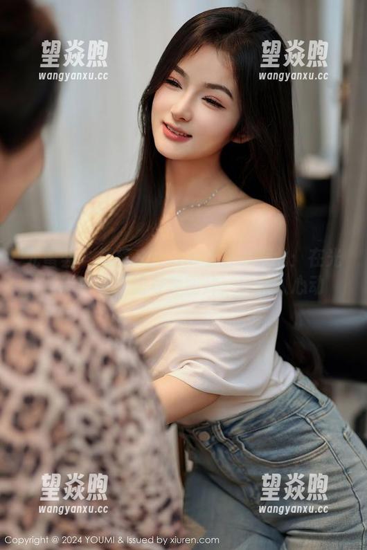 尤蜜荟 - 娜露Selena的白色探戈：在光与影中缠绵的写真图片，真让人心动