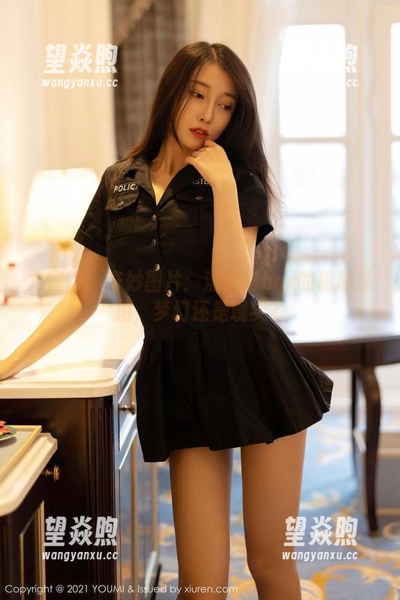 尤蜜荟 - 奇妙图片：潘琳琳ber的棉袜私拍，梦幻还是现实？