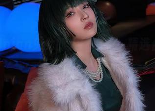 年年Nnian兔女郎大肆曝光，精选合集里只欢迎敢爱的人