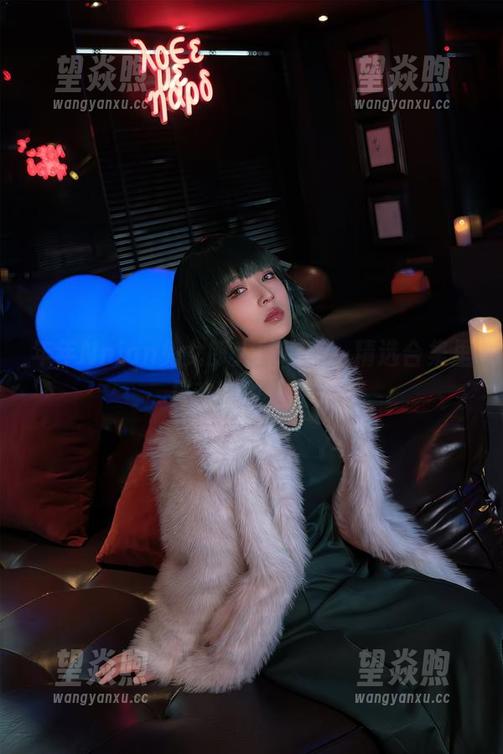 年年Nnian兔女郎大肆曝光，精选合集里只欢迎敢爱的人
