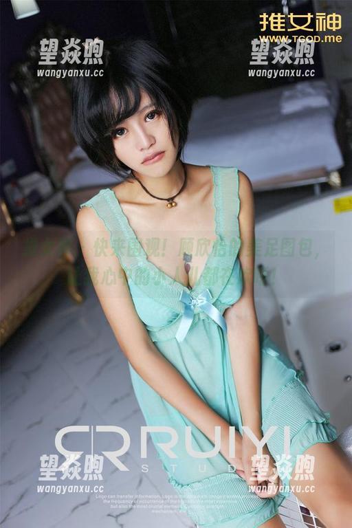 推女神 - 快来围观！顾欣怡的美足图包，让我心中的小人儿都在欢呼！