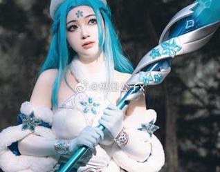 桃墨公子短裤作品，光滑大腿与短裤的妙搭，简直是漫画里的奇迹！