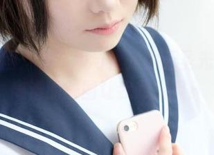 森萝财团：水手服与丝足的无圣光之美，离谱的美图让我想尖叫！
