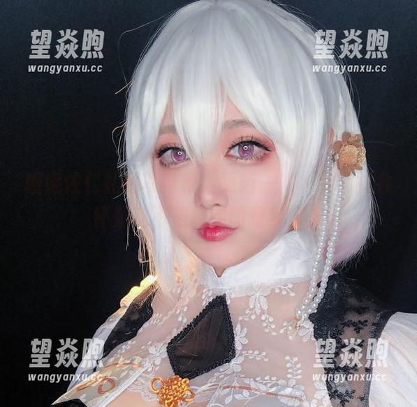 椒妮佐仁礼服写真集：更新一次，你可能会怀疑这不是现实而是梦境！