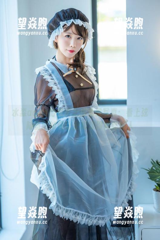 水淼aqua的鬼灭之刃免费写真：看上弦陆堕姬如何让光影变得如此迷人