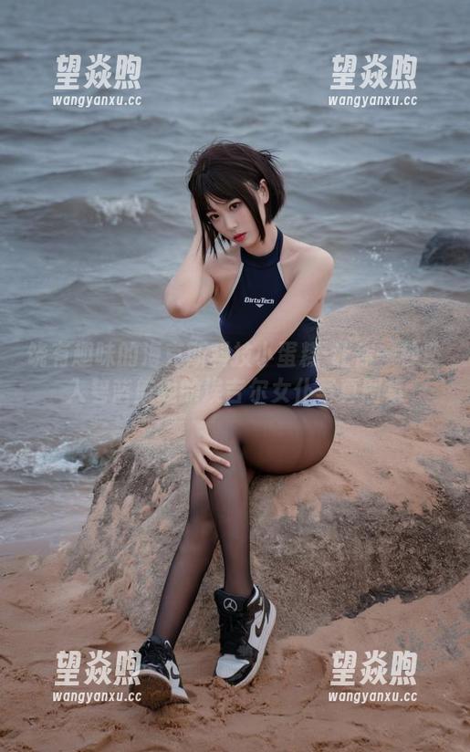 饶有趣味的海克斯科技小蛋糕-让你一秒坠入碧蓝航线的埃吉尔女仆写真图集