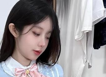 微密圈 – 火龙果羊的秘密武器：一套睡衣与无数美图资源