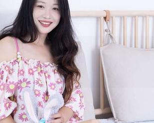 物恋传媒 – 想拥有岚岚的作品集吗？‘雪花与蒲公英’让你心动的下载！