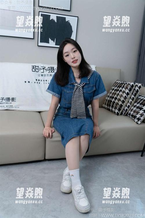 甜予摄影 - 齐齐的裸足画卷合集：当阳光洒落的瞬间