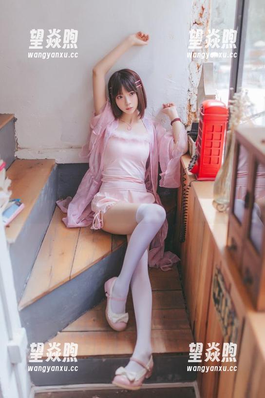 吉他妹妹的牛仔裤魅力：疯猫ss2022夏季高清写真