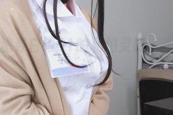 在海边追寻白银81的私拍灵感：光线的魔法